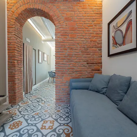 Xenia - 2 In Via Paolo Sarpi 12